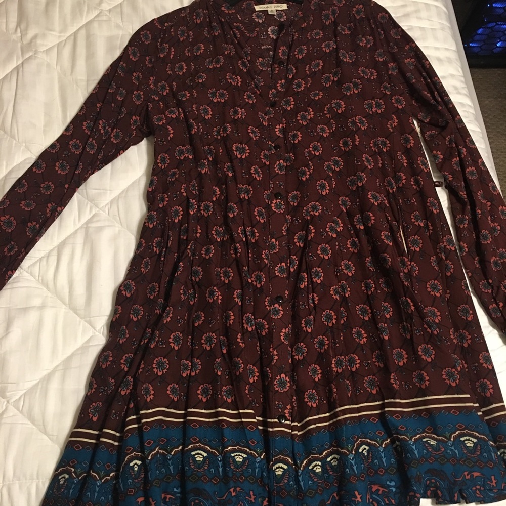 Maroon long sleeve dress